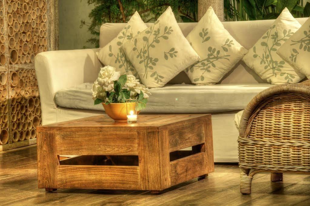 Villa Layla - Charming 2Br Villa In Oberoi - Prime Location! เซมินยัค ภายนอก รูปภาพ