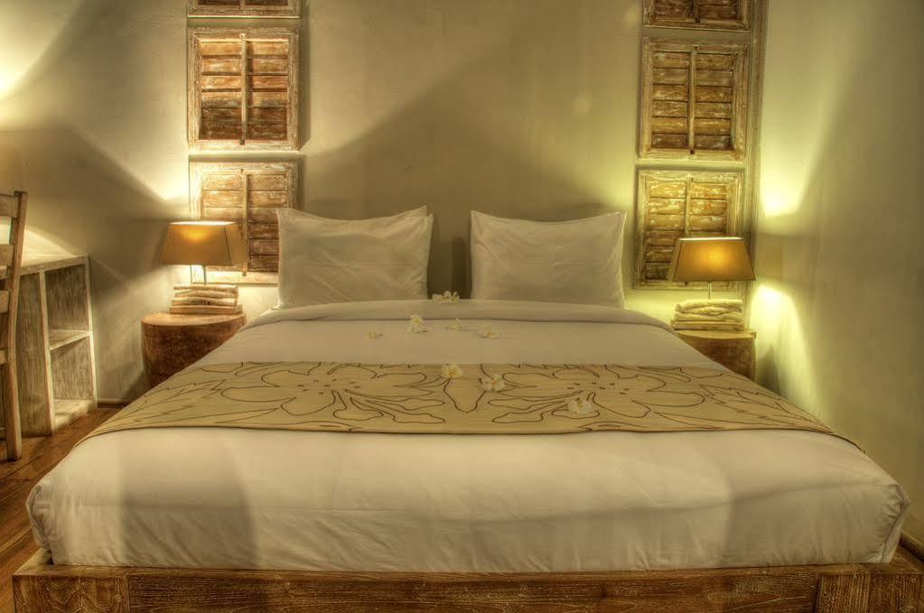 Villa Layla - Charming 2Br Villa In Oberoi - Prime Location! เซมินยัค ภายนอก รูปภาพ